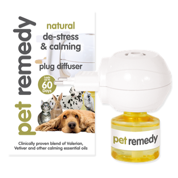 Pet Remedy Natural De-Stress &amp; Calming 2-Pin Plug Diffuser (with 40ml fill)